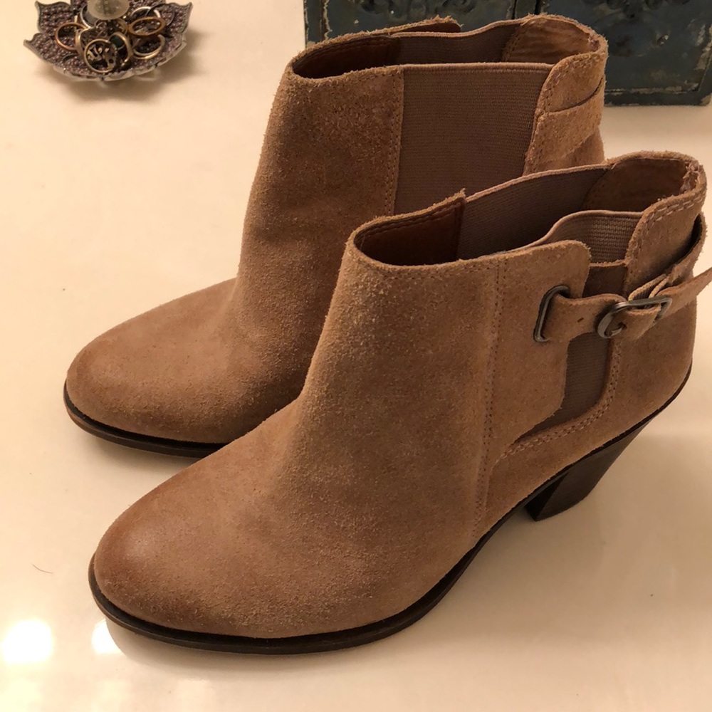 Lucky brand Booties, slightly worn, super comfy